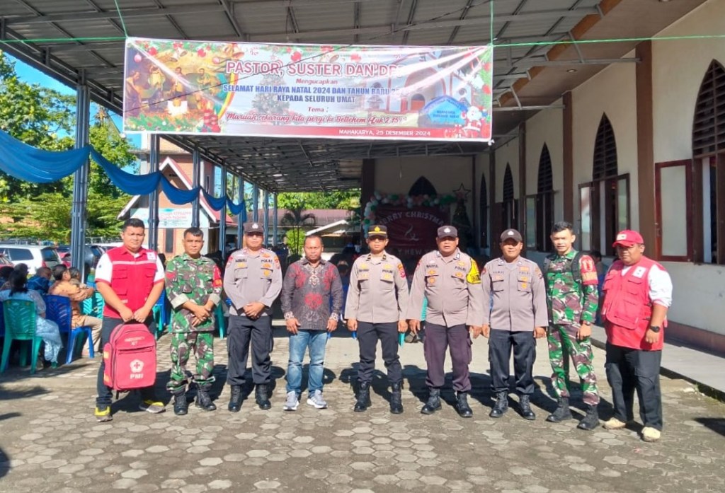 Polres Pasaman Barat Melaksanakan Pengamanan Di Gereja Pada Saat Ibadah Perayaan Natal Tahun&nbsp;2024