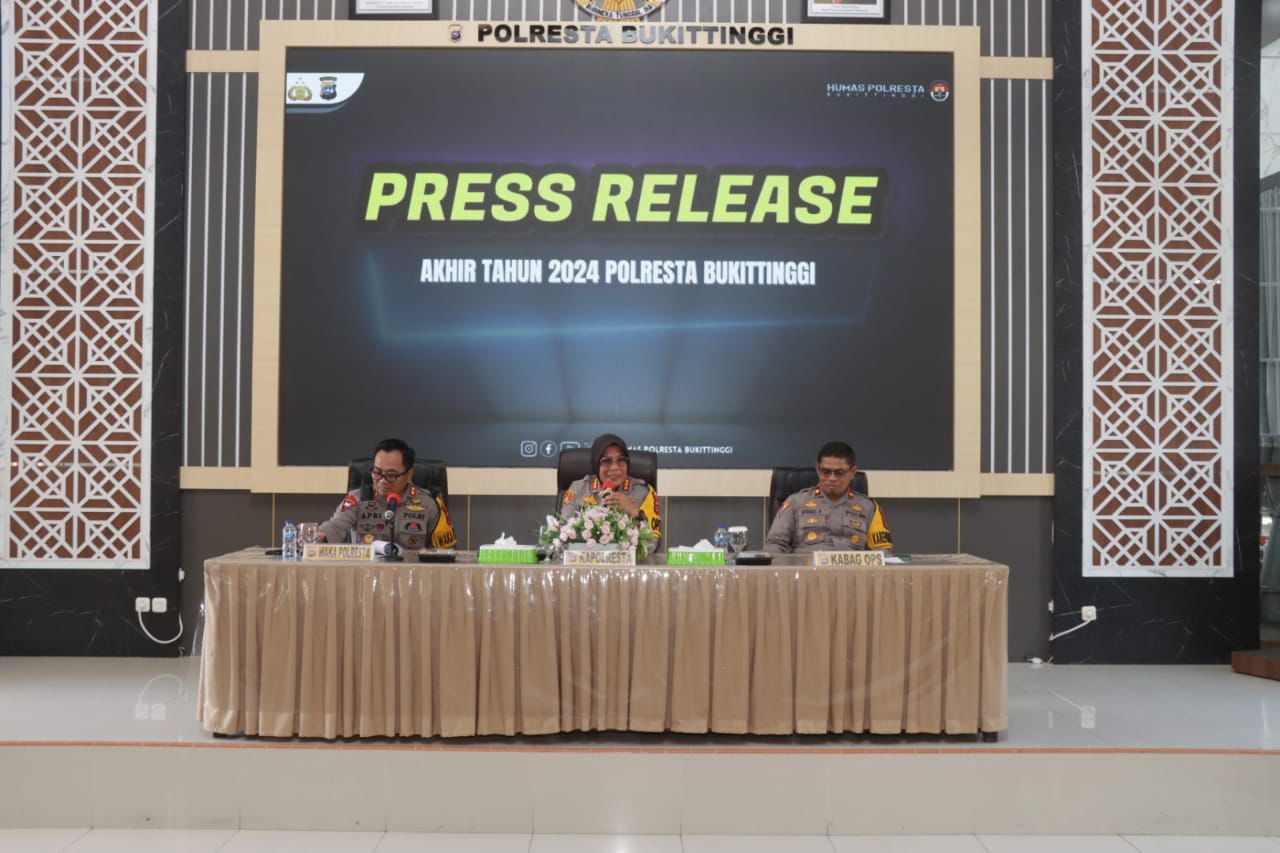 Polresta Bukittinggi Gelar Rilis Akhir Tahun 2024