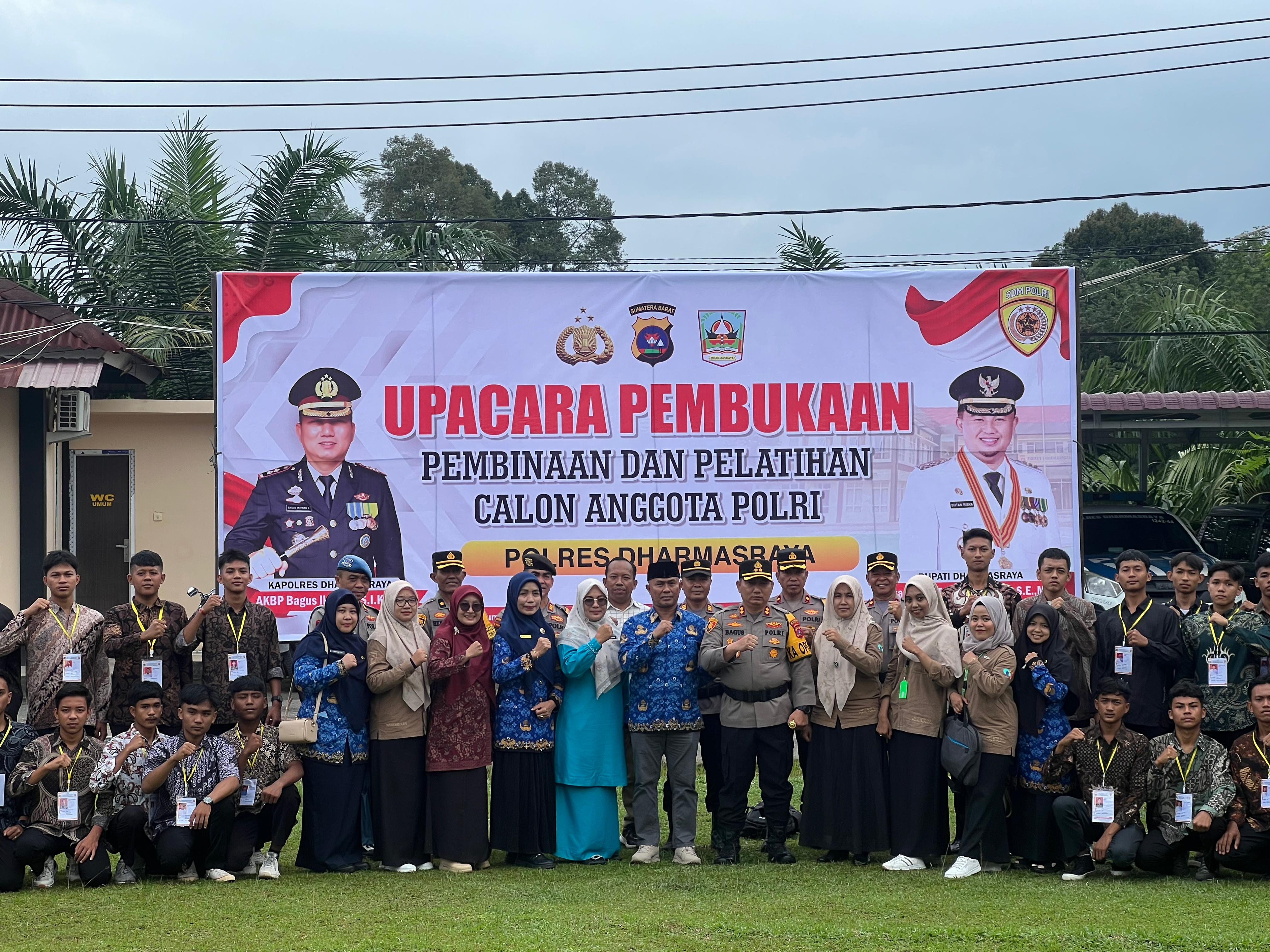 Kapolres Dharmasraya Pimpin Pembukaan BINLAT Calon Anggota Polri 2025
