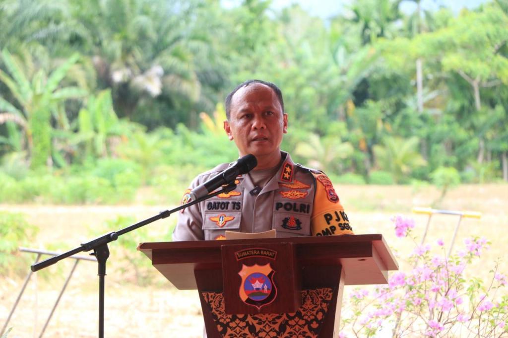 Dukung Swasembada Pangan Nasional, Kapolda Sumbar Hadiri Penanaman Jagung Serentak Satu Juta&nbsp;Hektar
