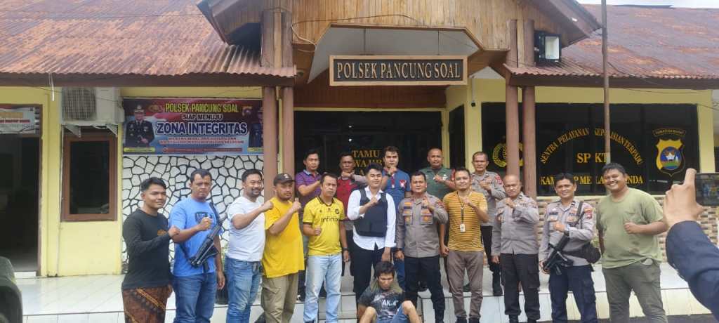 Polsek Pancung Soal Backup BNNP Ringkus Pelaku Penyalahgunaan Narkotika Pagi Hari di Kenagarian Kudo-kudo&nbsp;Inderapura