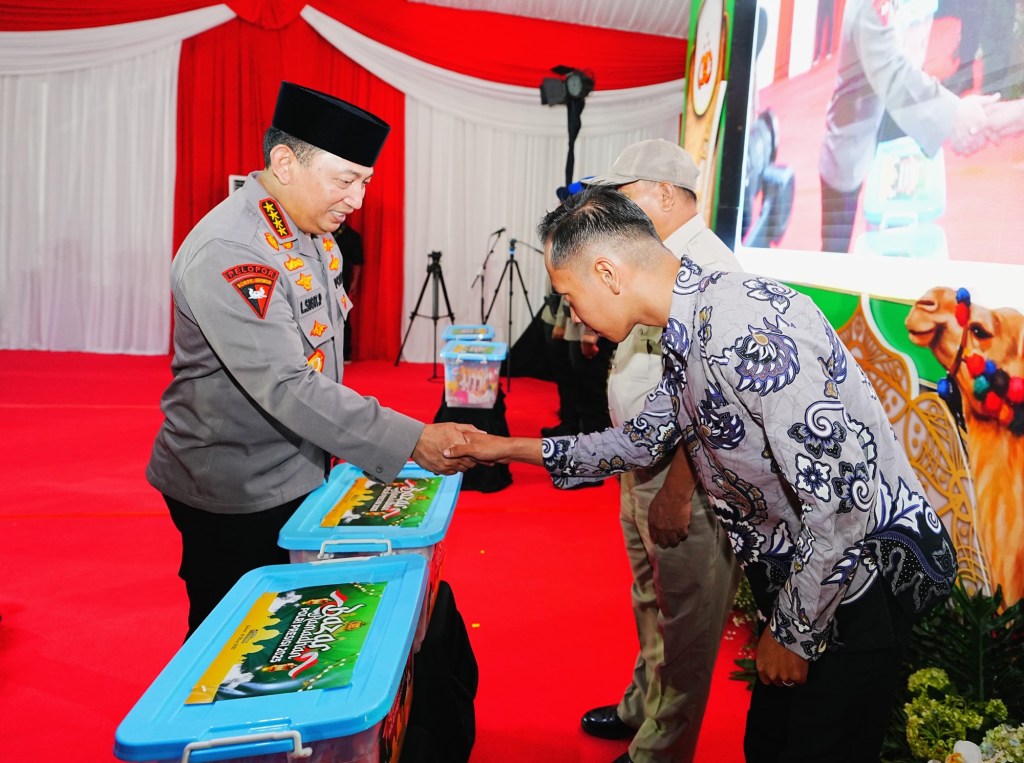 Kapolri Hadiri Bazar Ramadan Polri Presisi dan Baksos di&nbsp;Surabaya