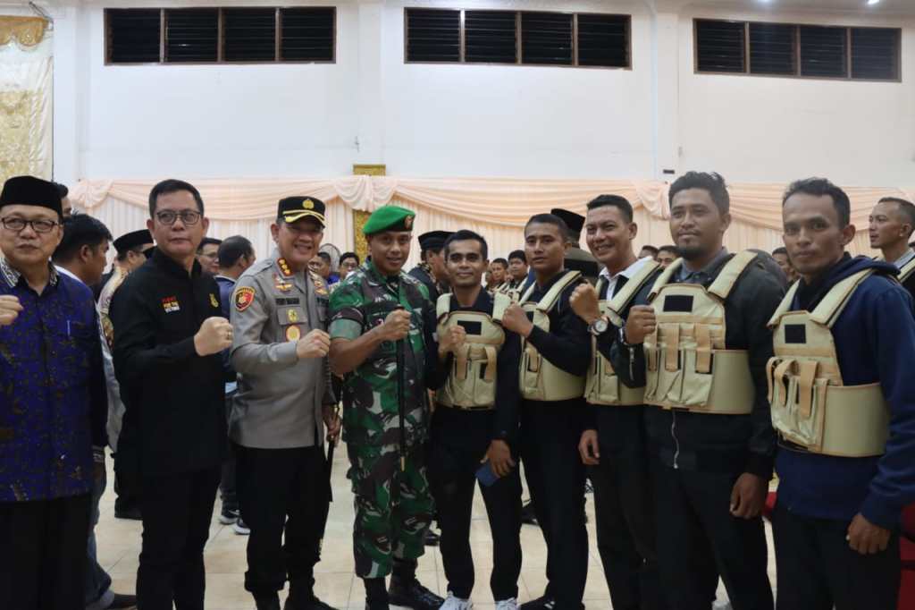 Kapolresta Padang Kombes Pol Ferry Harahap Hadiri kegiatan pengukuhan dan launching Dubalang Kota&nbsp;Padang