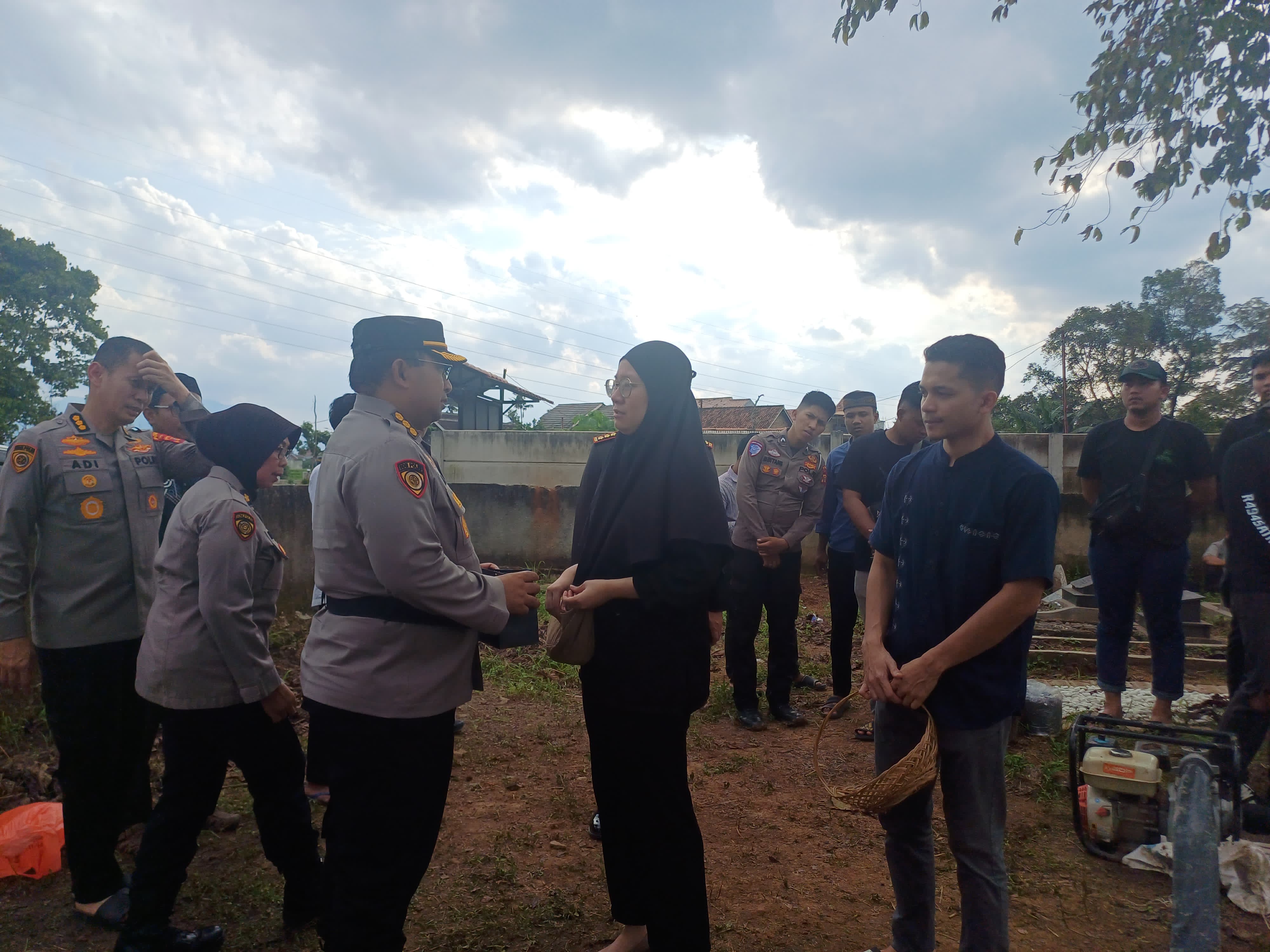 Polri Tawarkan Kakak Briptu Anumerta Ghalib Bergabung Jalur Bintara Rekpro