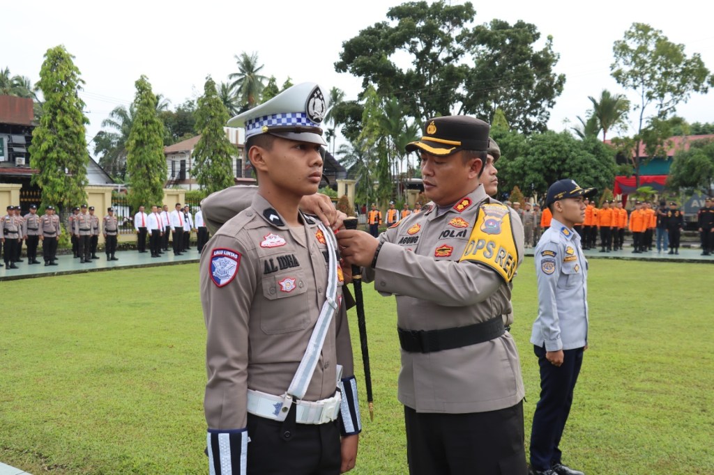 Polres Pasaman Barat Melaksanakan Apel Gelar Pasukan Dalam Rangka Operasi Ketupat Singgalang&nbsp;2025