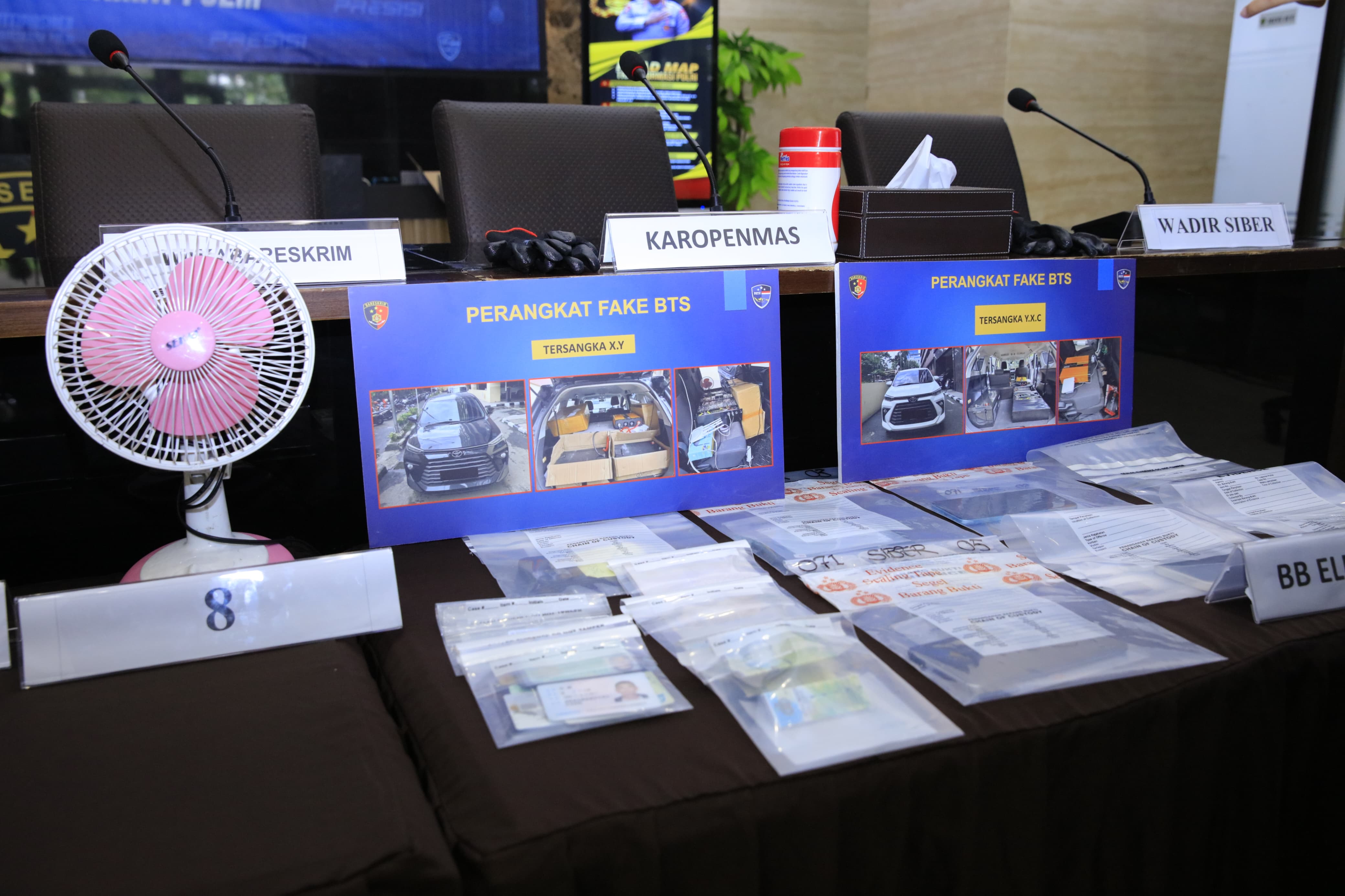 Polri Ungkap Sindikat Penipuan Online Berkedok Fake BTS dan SMS Blast, Dua WNA Cina Ditangkap di SCBD