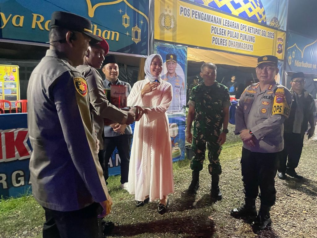 Kapolres Dharmasraya&nbsp; bersama Bupati dan Forkopimda Tinjau Pos Pengamanan Idul Fitri di Pulau&nbsp;Punjung