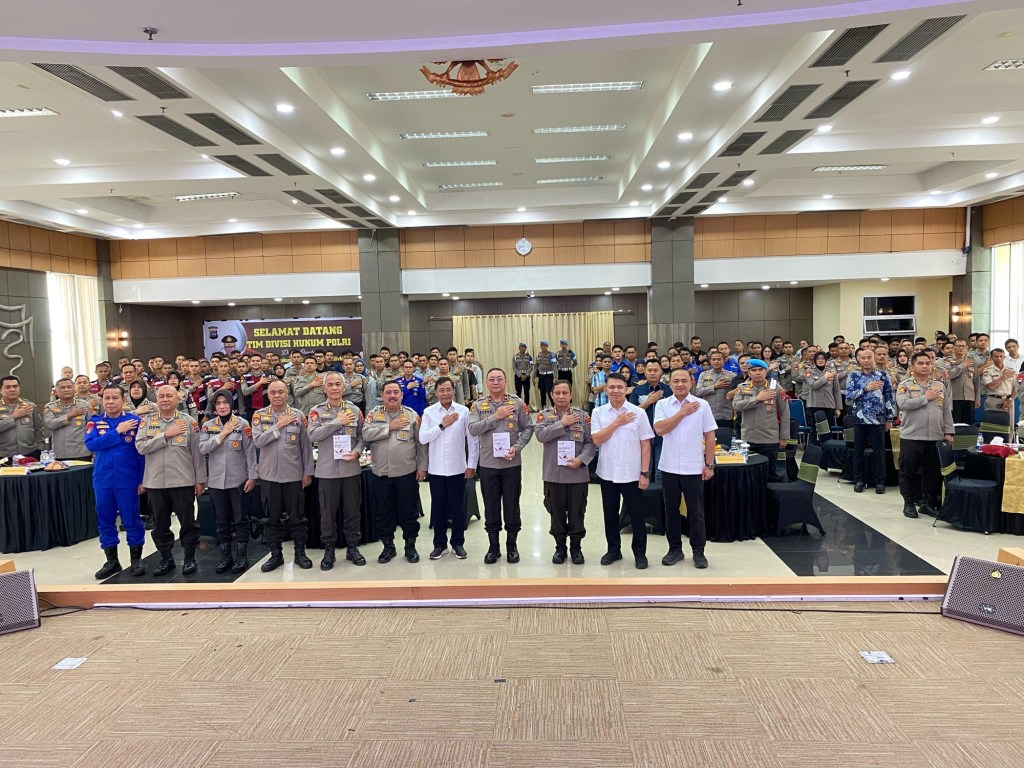 POLDA SUMBAR GELAR PENYULUHAN HUKUM KOMPREHENSIF SAMBUT KUHP BARU DAN IMPLEMENTASI RESTORATIVE&nbsp;JUSTICE