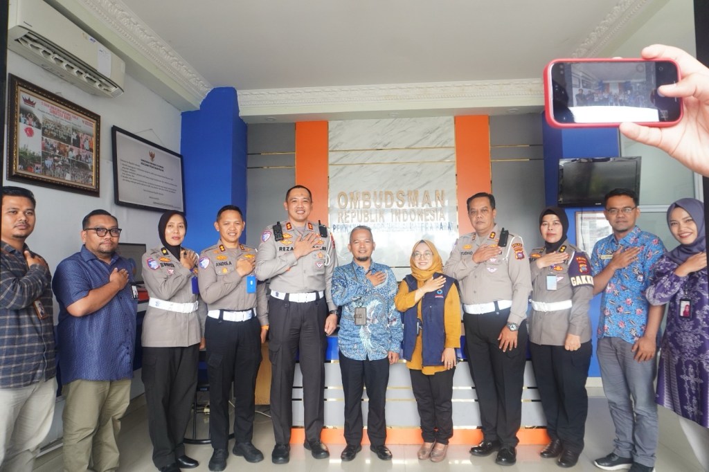 Langkah Nyata Polda Sumbar Bersama Ombudsman dalam Memberantas Praktik Pungutan Liar di Samsat Sumatra&nbsp;Barat