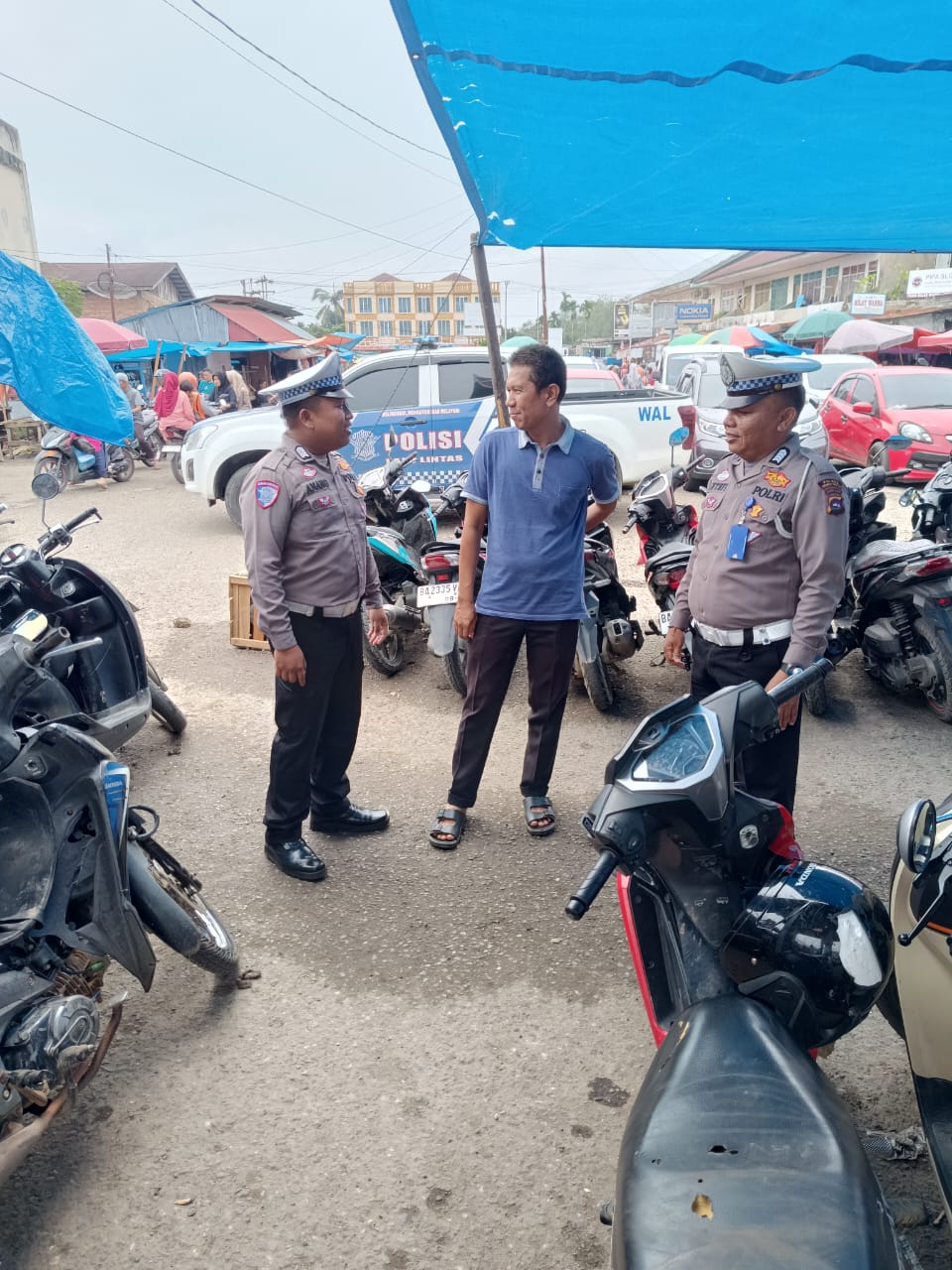 Satlantas Polres Dharmasraya&nbsp; Patroli Jalinsum Atasi Kemacetan