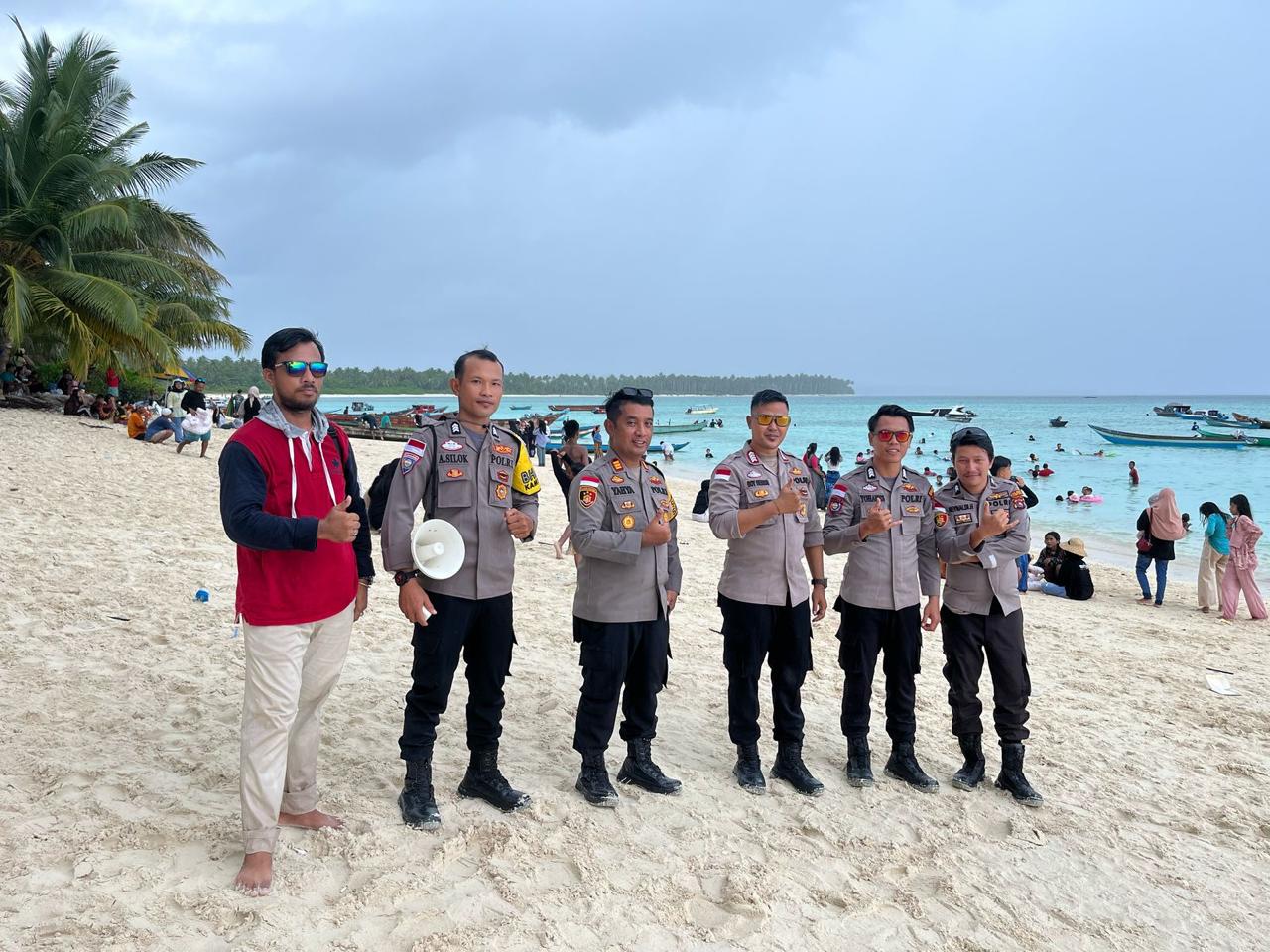 Terima Kasih Masyarakat Kepulauan Mentawai terhadap Patroli dan Pengamanan Polres Kepulauan Mentawai Saat Wisata Silaturahmi di Pulau Siberut