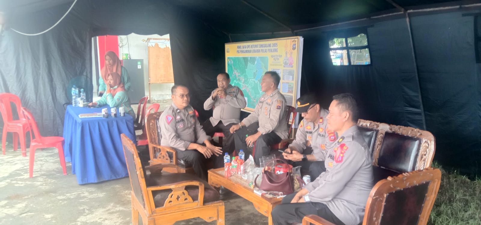 Kapolsek Pulau Punjung Cek Pos Pam Idul Fitri di Sungai Kambut