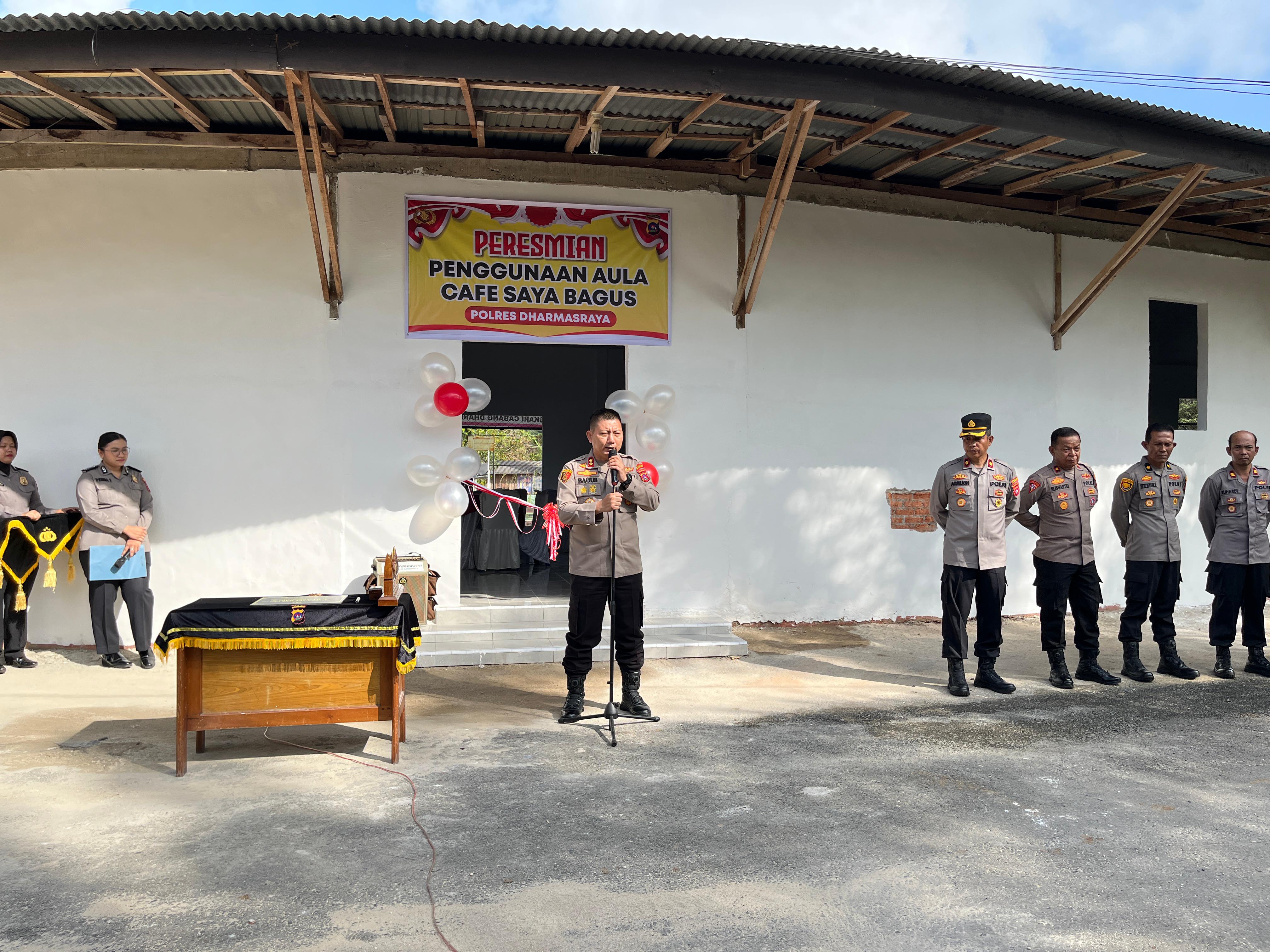 Kapolres Dharmasraya Resmikan “ Aula Cafe Saya Bagus” di Mapolres