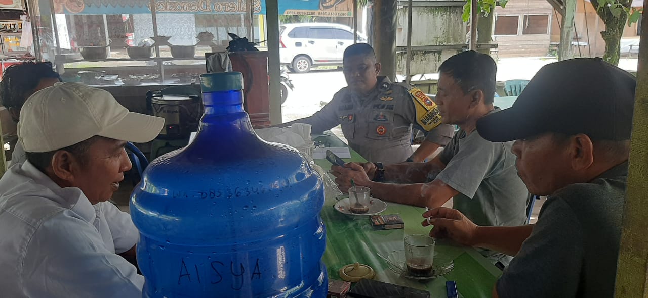 Bhabinkamtibmas Sosialisasikan Tertib Berlalu Lintas kepada warga Nagari Sungai Duo