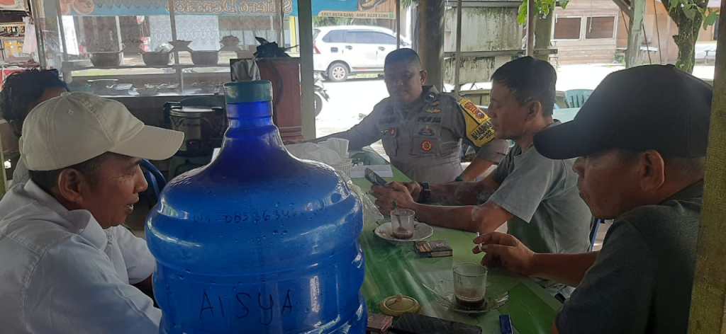 Bhabinkamtibmas Sosialisasikan Tertib Berlalu Lintas kepada warga Nagari Sungai&nbsp;Duo