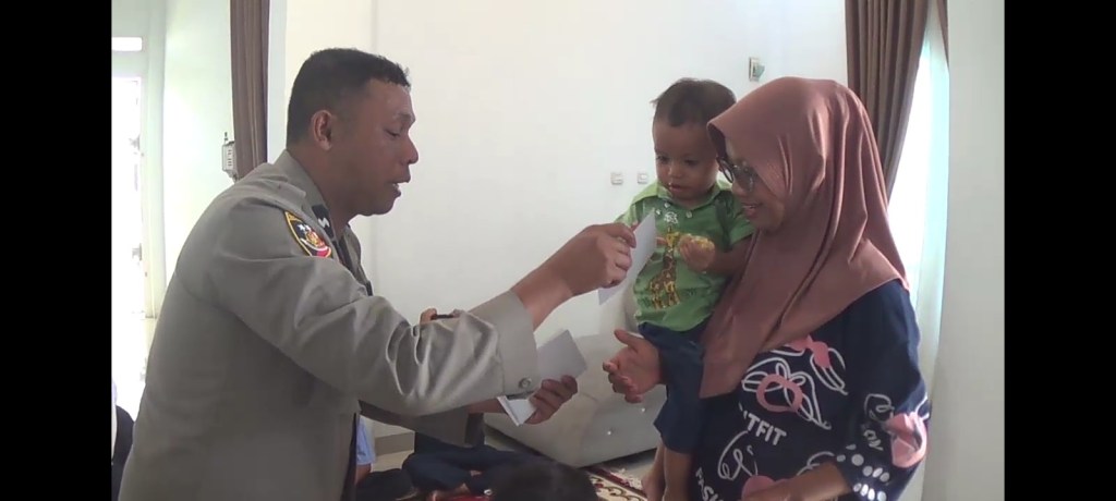 Jumat berkah, Aipda Dian santuni Puluhan anak&nbsp;yatim