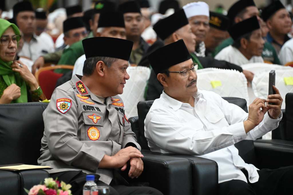 Kapolda Sumbar Hadiri Pelantikan Pengurus Wilayah Nahdlatul Ulama Sumatera Barat di Universitas Negeri&nbsp;Padang