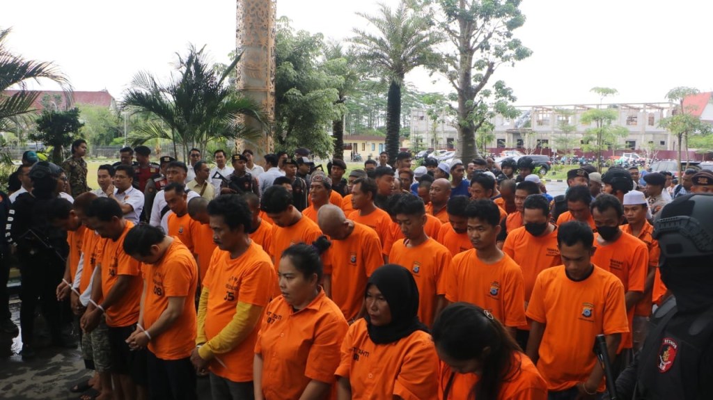 Polisi Ringkus 135 Tersangka dalam Operasi Berantas&nbsp;Premanisme