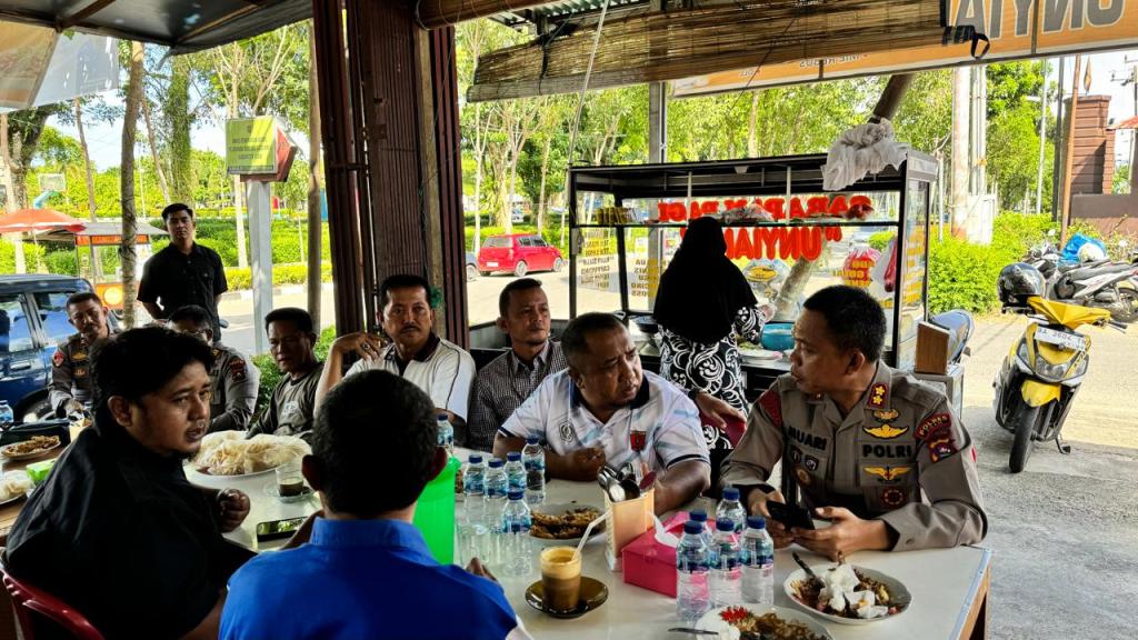 Hangatnya Kopi Pagi, Eratnya Sinergi Polres Agam dan&nbsp;Wartawan.