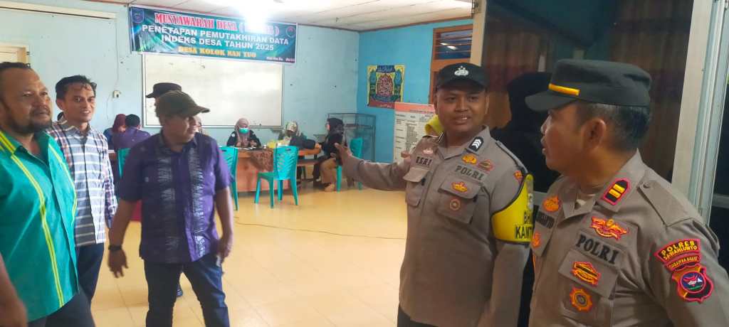 Gencarkan Sosialisasi Premanisme, Kasat Binmas Polres Sawahlunto Berikan imbauan Kepada Tokoh Masyarakat Desa Kolok Nan&nbsp;Tuo