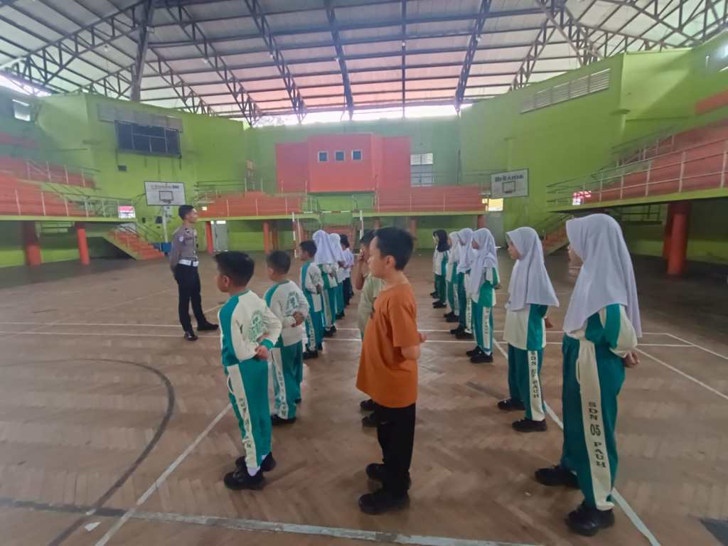 Unit Kamsel Sat Lantas Polres Pasaman Gelar Latihan dan pembinaan Pocil Di GOR Tuanku&nbsp;Rao
