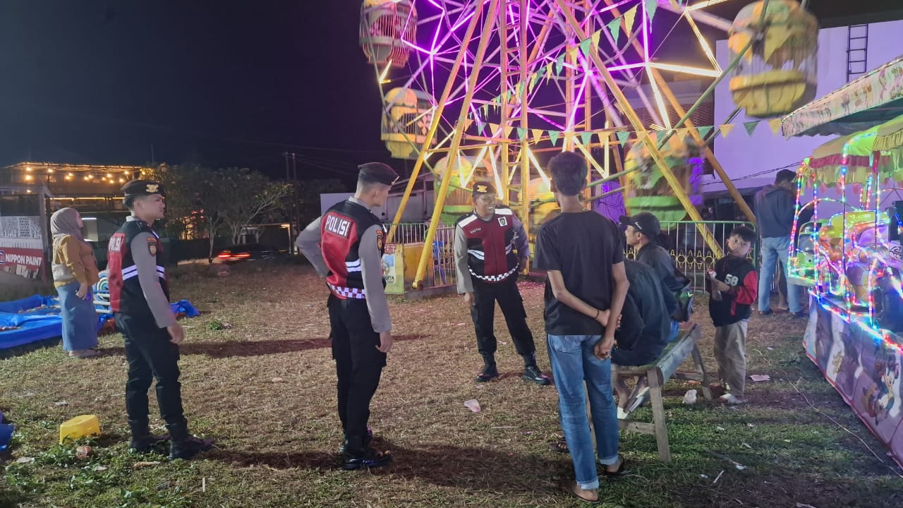 Antisipasi Gangguan Kamtibmas, Sat Samapta Polres Tanah Datar Lakukan Patroli Dialogis di Lokasi Kegiatan Masyarakat