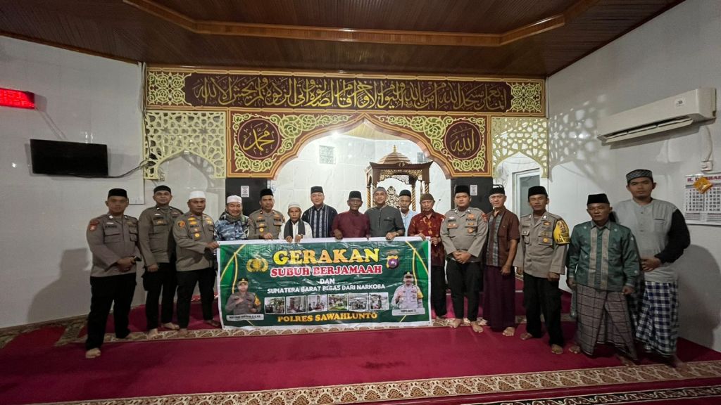 Subuh Penuh Makna di Sawahlunto: Kehadiran Wakapolda Sumbar Eratkan Tali Silaturahmi Polri dan&nbsp;Masyarakat