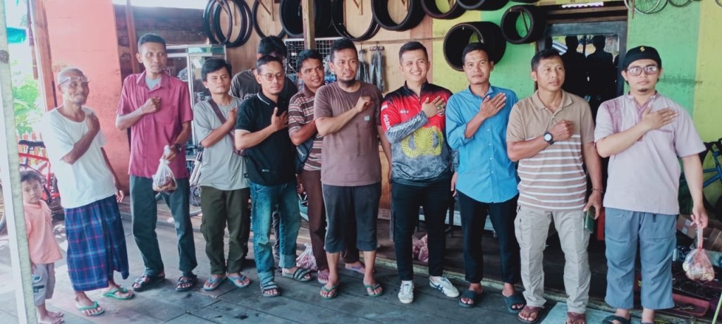 Polres Dharmasraya Salurkan Daging Qurban ke Eks Napiter di Pulau&nbsp;Punjung