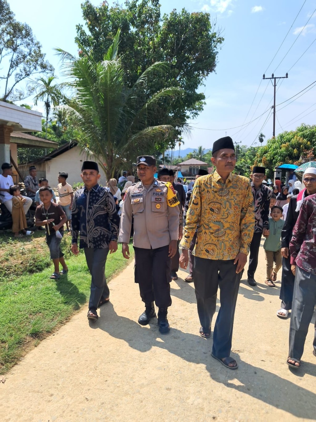 Polsek Kapur IX Amankan Acara Pawai Khatam Al-Qur’an TPQ di Nagari Koto&nbsp;Lamo