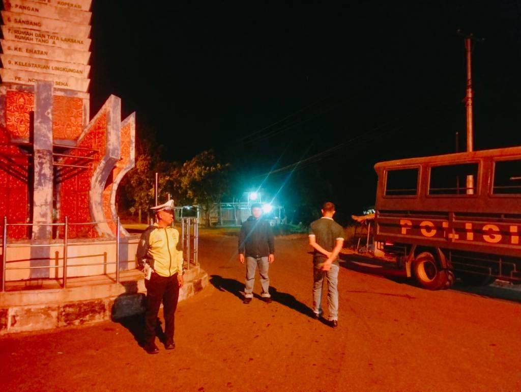 Siagakan Personel Antisipasi Tawuran dan Balap Liar di Jalur 32, Personel Polres Pasaman Barat Lakukan Patroli&nbsp;KRYD