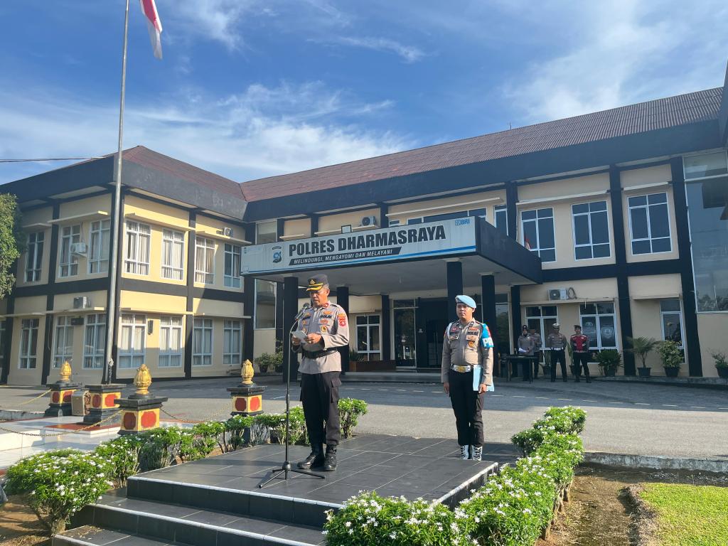 Wakapolres Dharmasraya Pimpin Apel Pengamanan Malam Takbiran Idul Adha 1446&nbsp;H