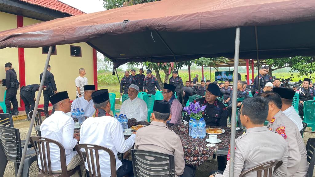 Pererat Silaturahmi Idul Adha 1446 H, Kapolres Dharmasraya Kunjungi Mako Brimob Batalyon&nbsp;C