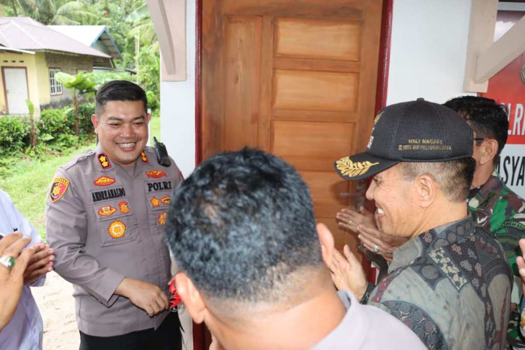 Kapolres Pariaman Serahkan Rumah Gratis untuk Warga Kurang Mampu, Wujud Nyata Kepedulian Sosial&nbsp;Polri