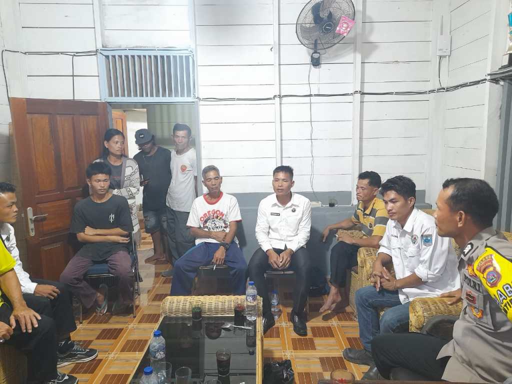 Bhabinkamtibmas Polsek Siberut Sukses Menjadi Problem Solver dalam Konflik Antar&nbsp;Warga