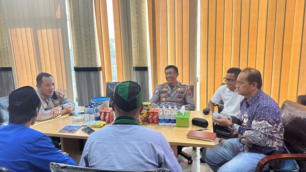 Ketua Umum HMI Dharmasraya Kunjungi Kapolres, Bahas Keamanan&nbsp;Daerah