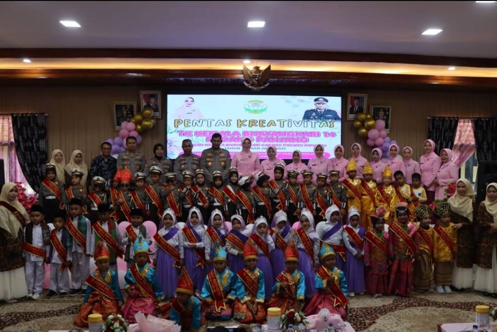 Polres Padang Panjang Gelar Pentas Kreativitas dan Pelepasan Kelulusan TK Kemala Bhayangkari&nbsp;14
