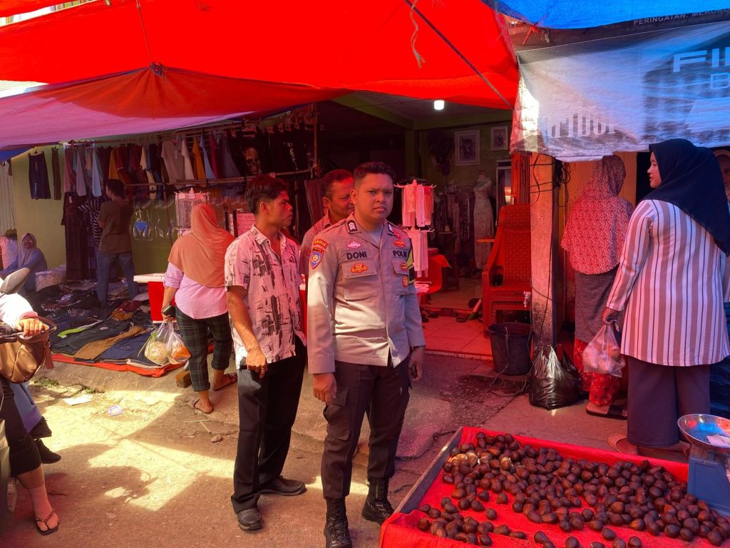 Personel Bhabinkamtibmas Rabi Jonggor Polsek Gunung Tuleh Laksanakan Pencegahan Premanisme di Jorong Simpang Tigo&nbsp;Alin