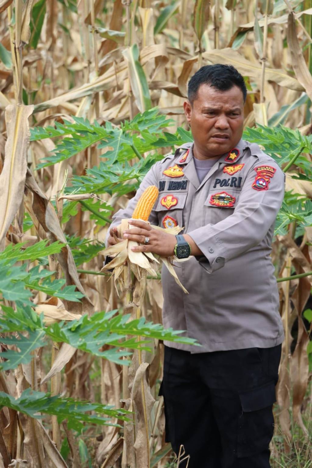 Kisah Kompol Jon Hendri, S.H, Anak PetaniTunanetra yang Berhasil Menjadi Waka&nbsp;Polres