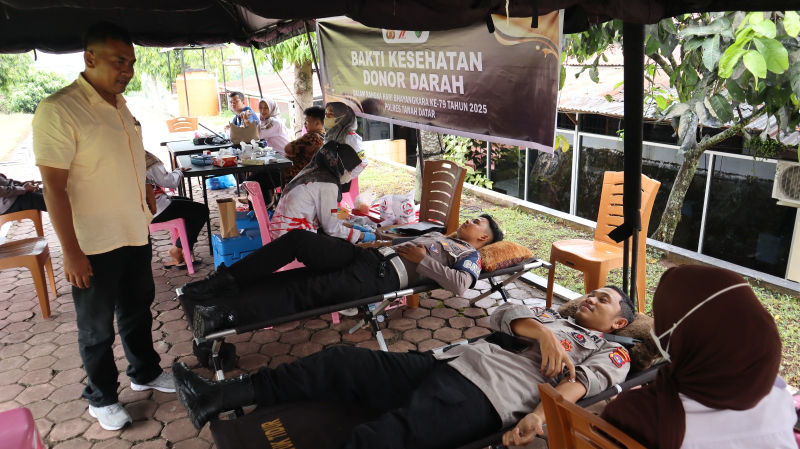 Sinergitas Polres Tanah Datar dan PMI Tanah Datar dalam memastikan kebutuhan darah bagi Masyarakat yang membutuhkan