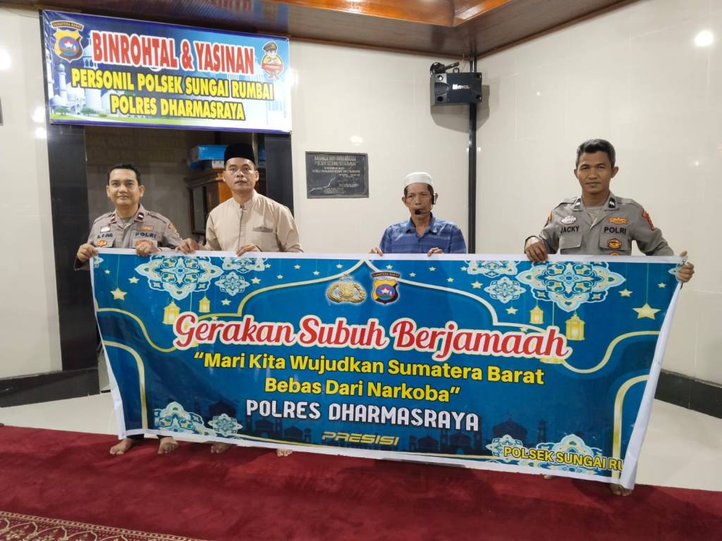 Polsek Sungai Rumbai Sosialisasikan Bahaya Narkoba Usai Salat&nbsp;Subuh