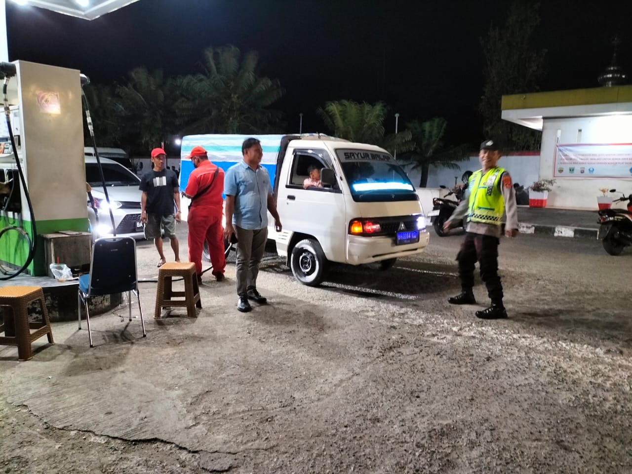 Personel Polsek Pasaman Lakukan Pengecekan di SPBU, Pastikan Penyaluran BBM Bersubsidi Tepat Sasaran