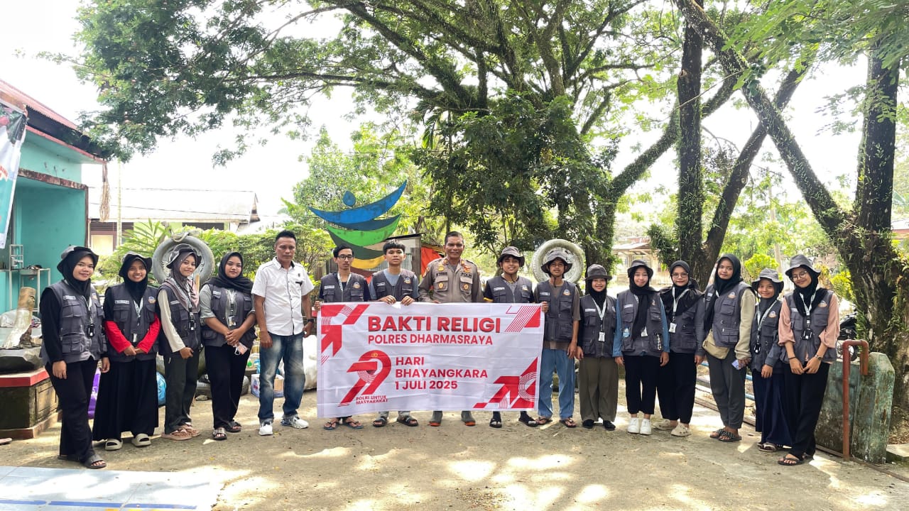 Polsek Sitiung, Mahasiswa UNP, dan Warga Kompak Gelar Bakti Religi Sambut Hari Bhayangkara ke-79