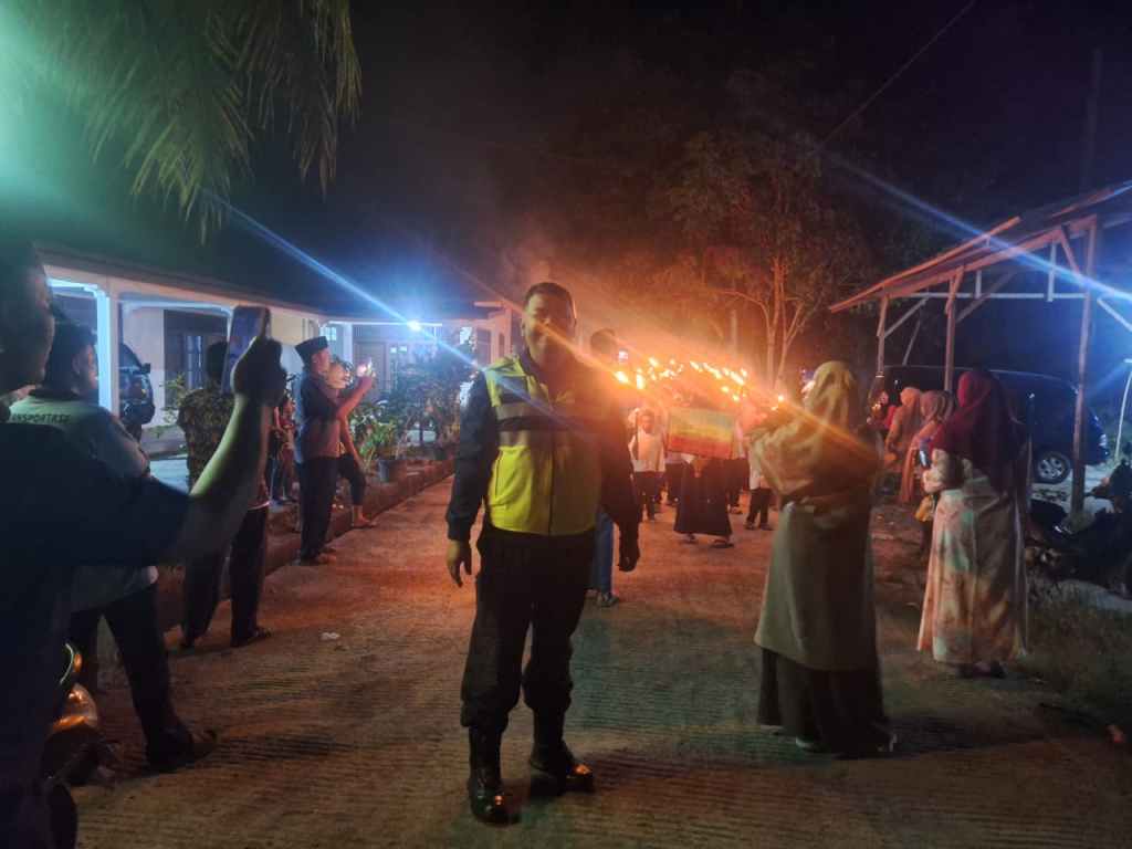Pawai Obor 1 Muharram Menyala di Wilayah Hukum Polsek 2×11 Enam Lingkung Nagari Gadur Kabupaten Padang&nbsp;Pariaman