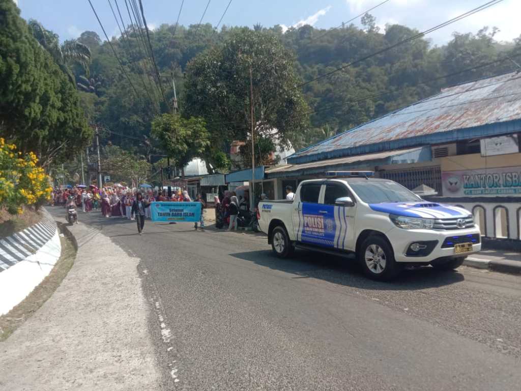 Polsek Sawahlunto dan Polres Amankan Festival Grebek Syuro 1 Muharram 1447&nbsp;H