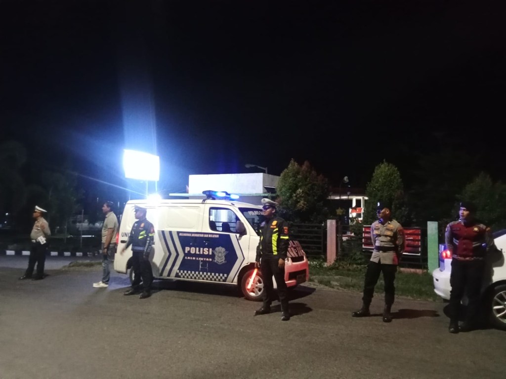 Jaga Akhir Pekan, Regu Siaga Cipta Kondisi II Polres Sijunjung&nbsp;Diturunkan