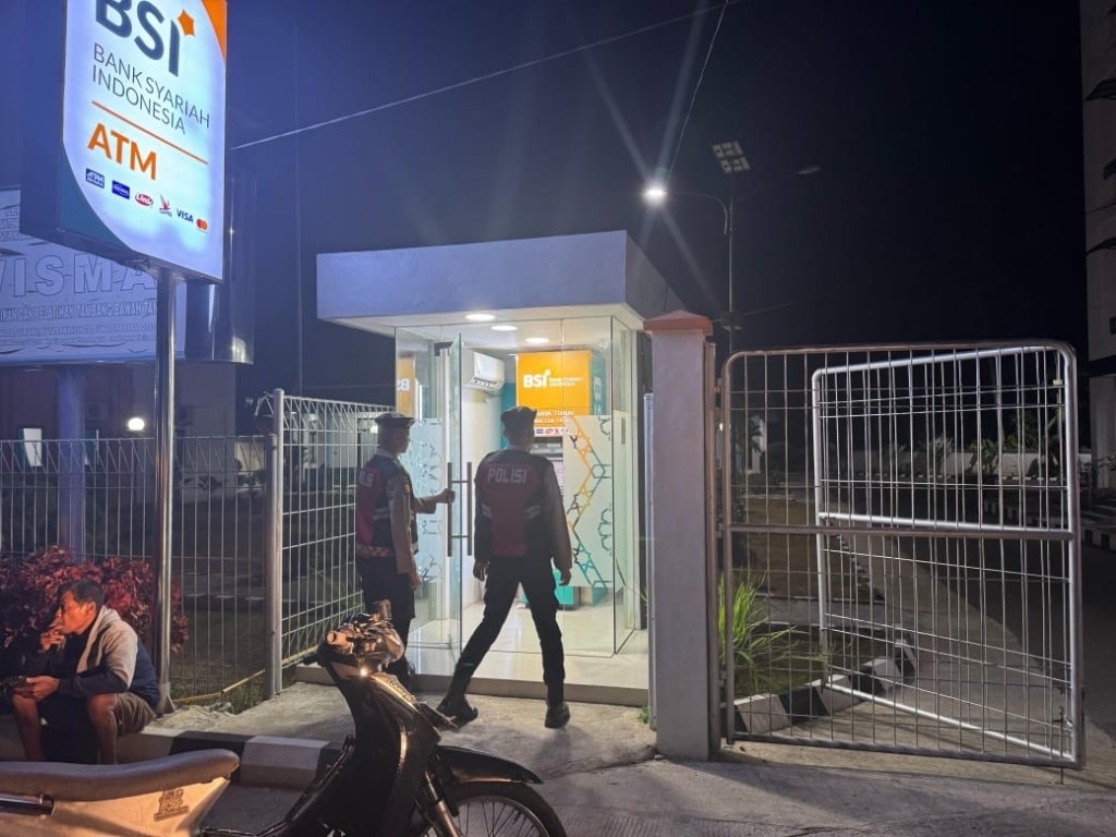 Cegah Aksi Balap Liar Dan Tawuran, Personel Sat Samapta Laksanakan Patroli Di Wilkum Kota&nbsp;Sawahlunto