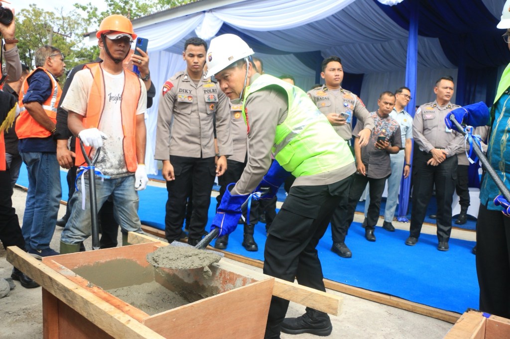 Wakapolda Sumbar Hadiri Groundbreaking Pembangunan Gedung Pelayanan BPKB Ditlantas Polda&nbsp;Sumbar