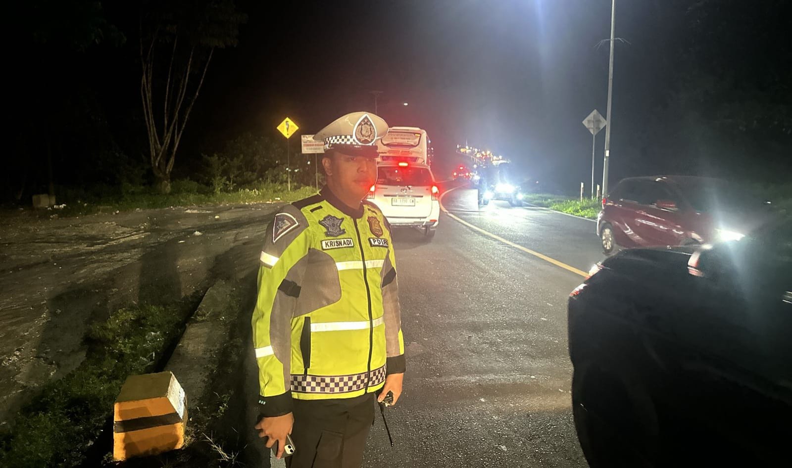 Satlantas Polres Padang Panjang Patroli di Titik Rawan Macet lembah anai Ciptakan Kelancaran Arus Lalu Lintas dan Kondusifitas Kamtibmas pasca libur