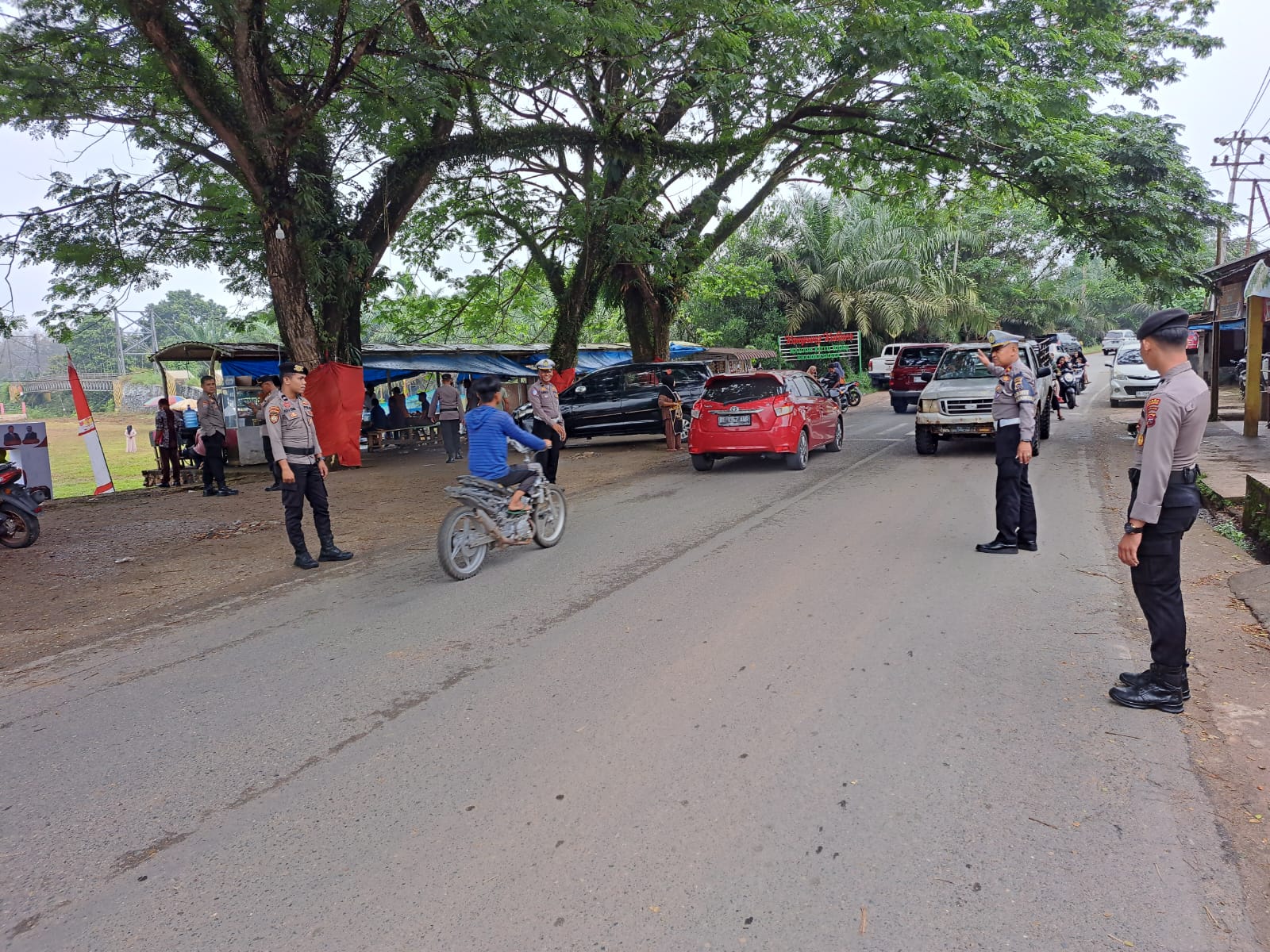 Satlantas Polres Dharmasraya Hadir di Festival Kuliner Nusantara, Atur Lalin demi Nyaman Pengunjung dan Hindari Kemacetan