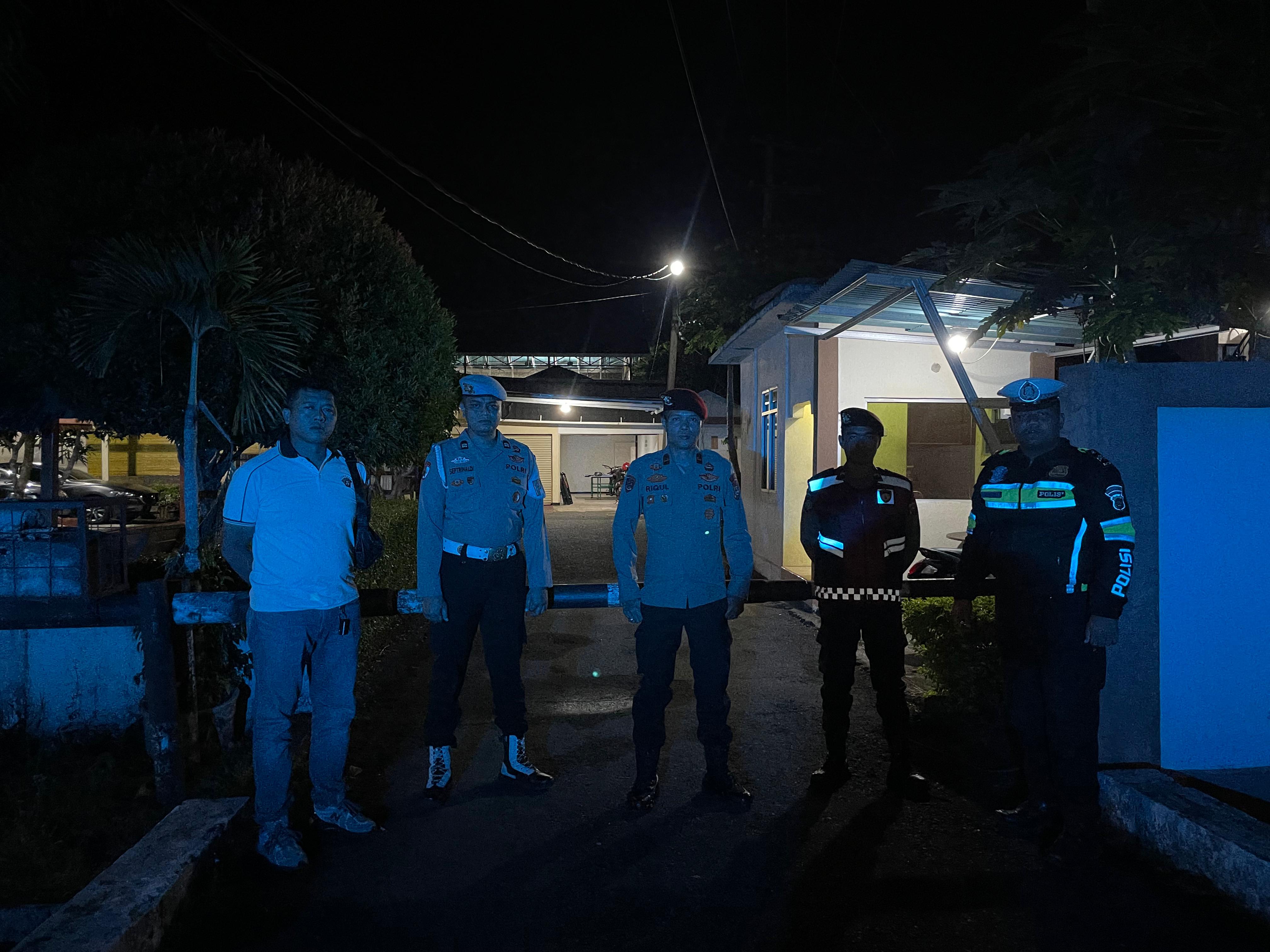 Cegah Gangguan Kamtibmas, Polres Agam Gealr Patroli Bluelight